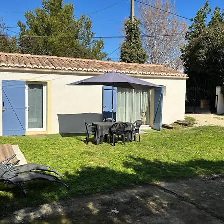 Maison De Vacances En Campagne Cavaillon Exterior foto